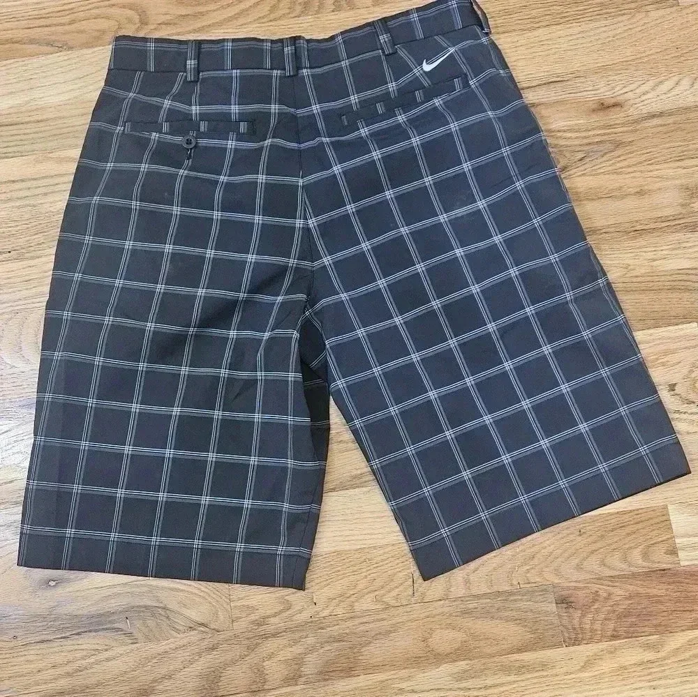 Nike Golf 95%Polyester 5%Spandex EUC Size 32 - Picture 7 of 9